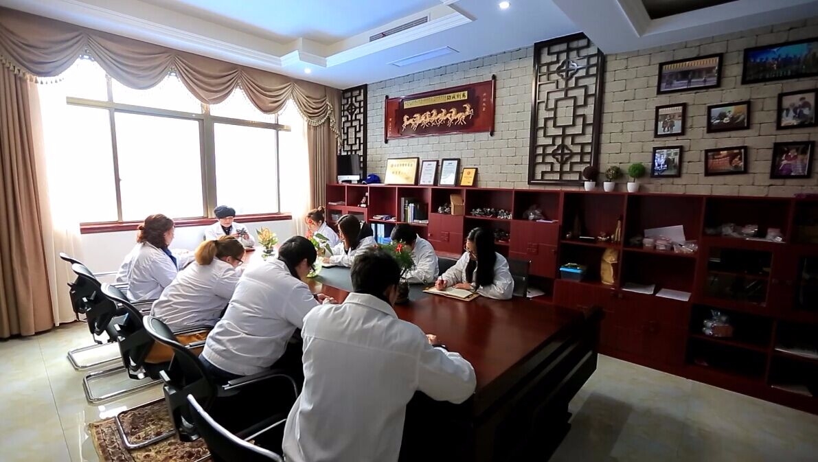 QQ图片20161122153952.jpg