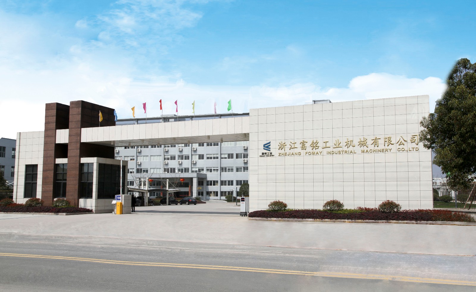 大门口.jpg